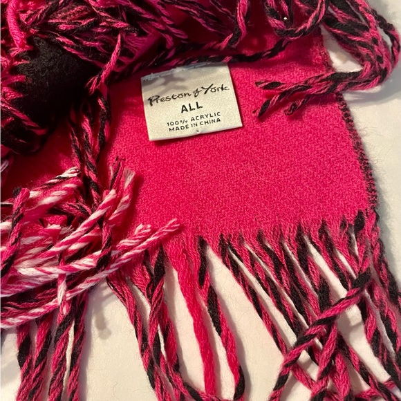 Preston & York (Dillards) hot pink & black plaid over size scarf/lap blanket EUC - Picture 3 of 4